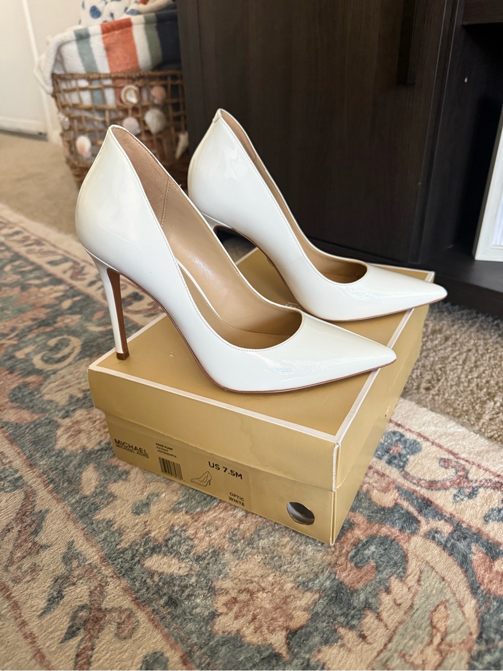 Michael Kors White Patent Pointed Toe Stiletto Pumps
